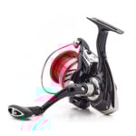 Daiwa Ninja Feeder LT6000 SS rola strana